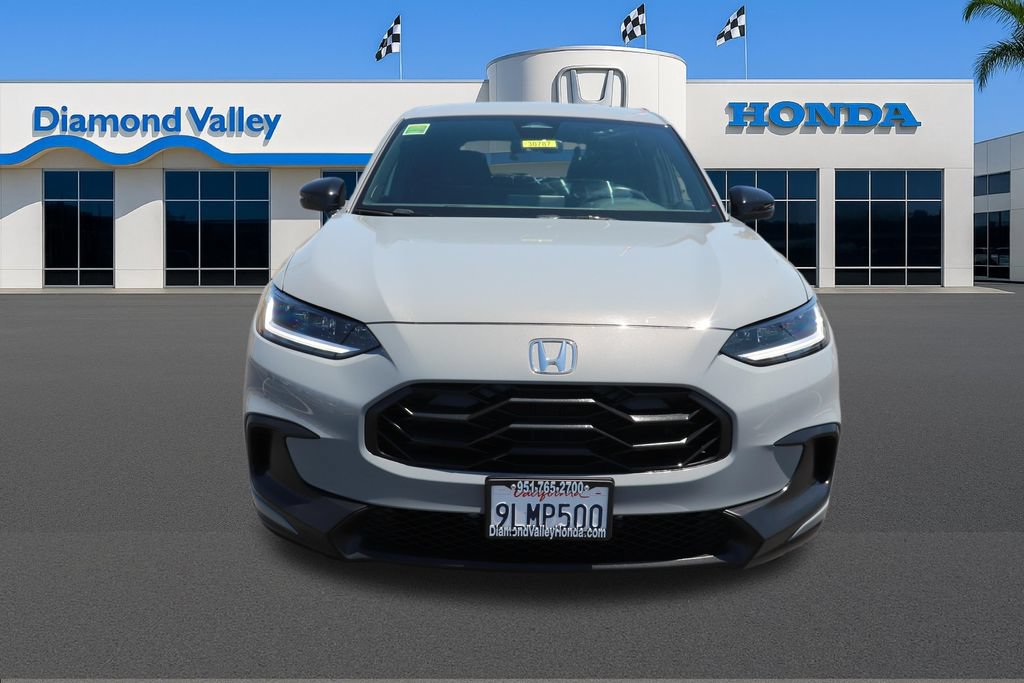 Used 2024 Honda HR-V Sport image 2