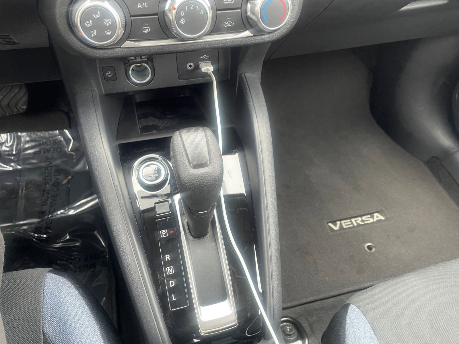 Used 2025 Nissan Versa SV w/ Trunk Package image 36