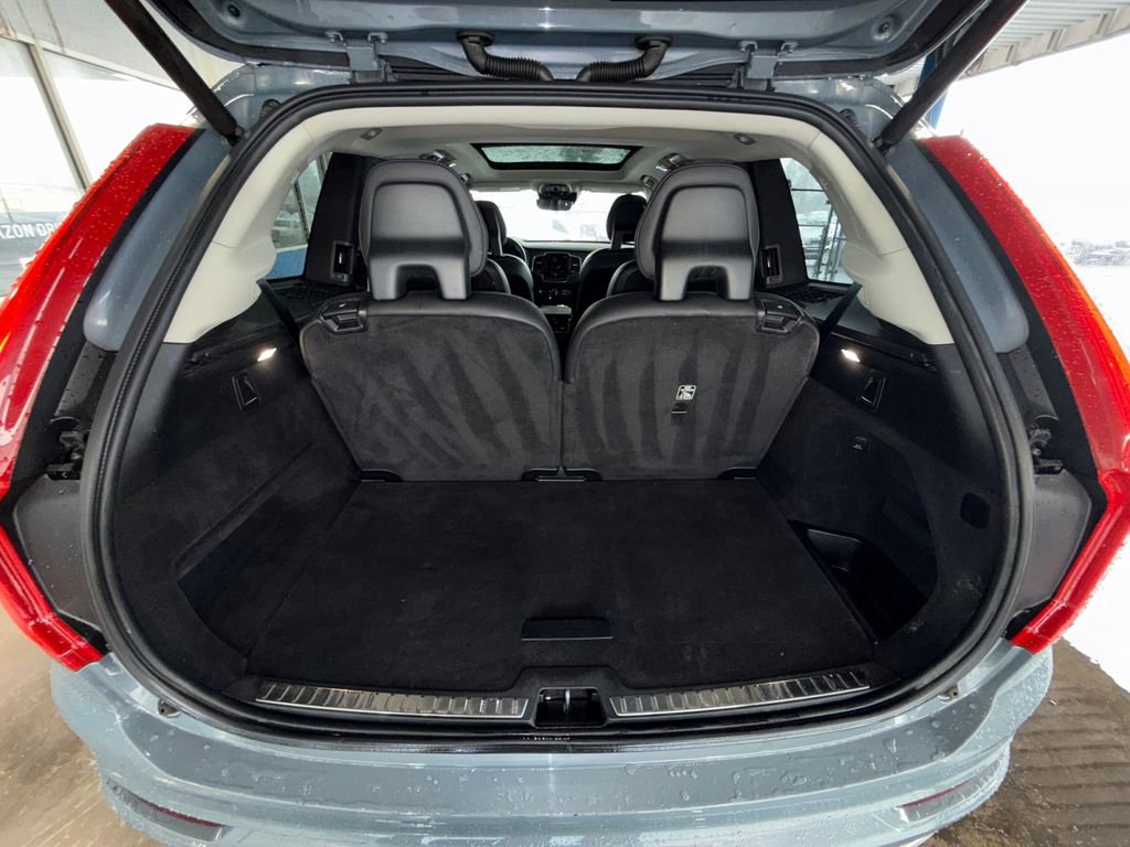 Used 2020 Volvo XC90 T6 Momentum image 27