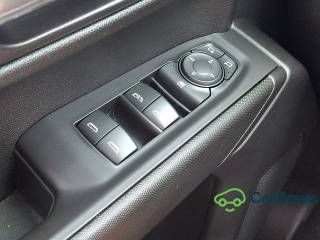 Used 2020 Chevrolet Silverado 1500 Custom w/ Custom Value Package AWD/4WD image 25