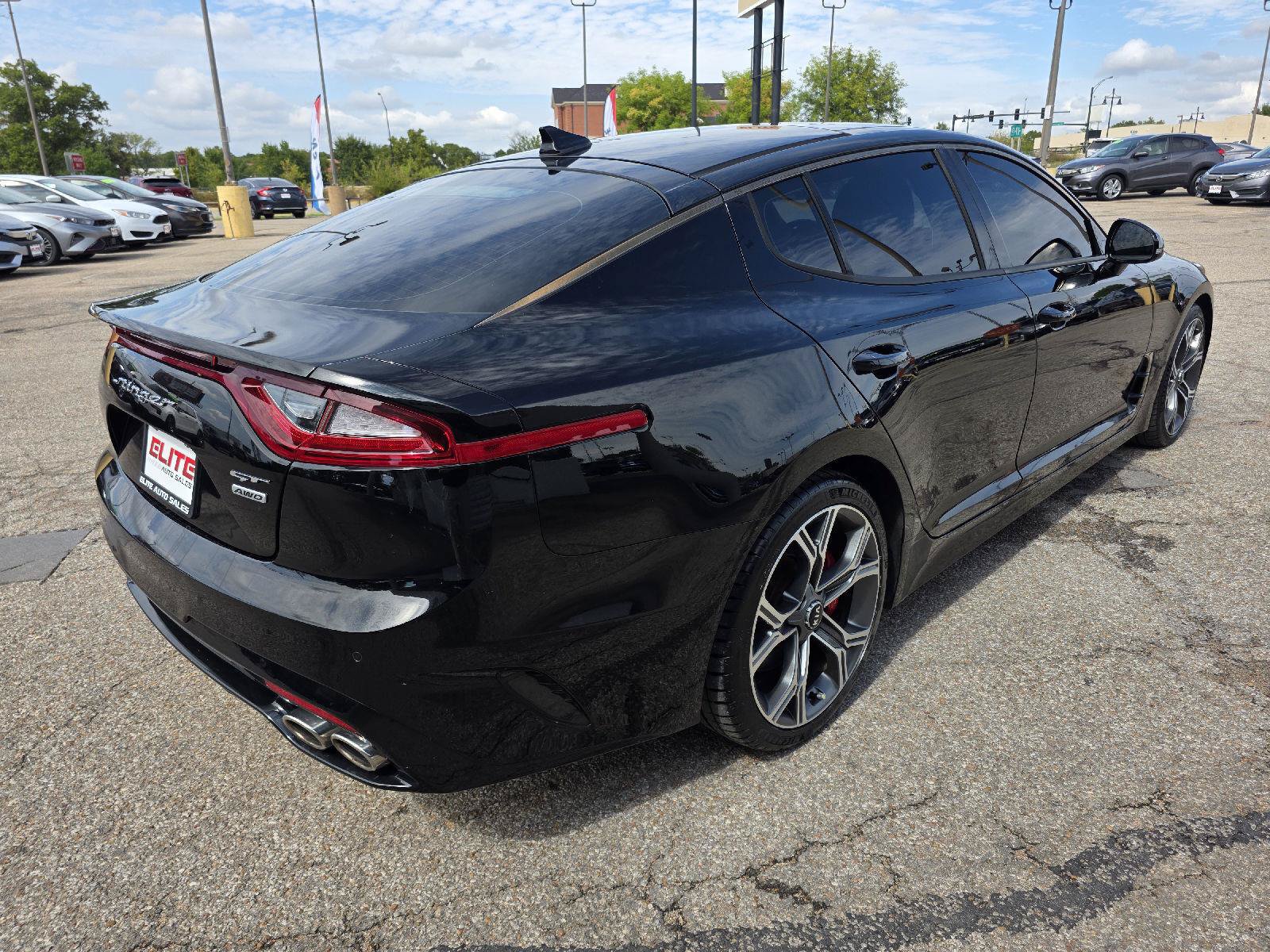 Used 2020 Kia Stinger GT1 AWD/4WD image 5
