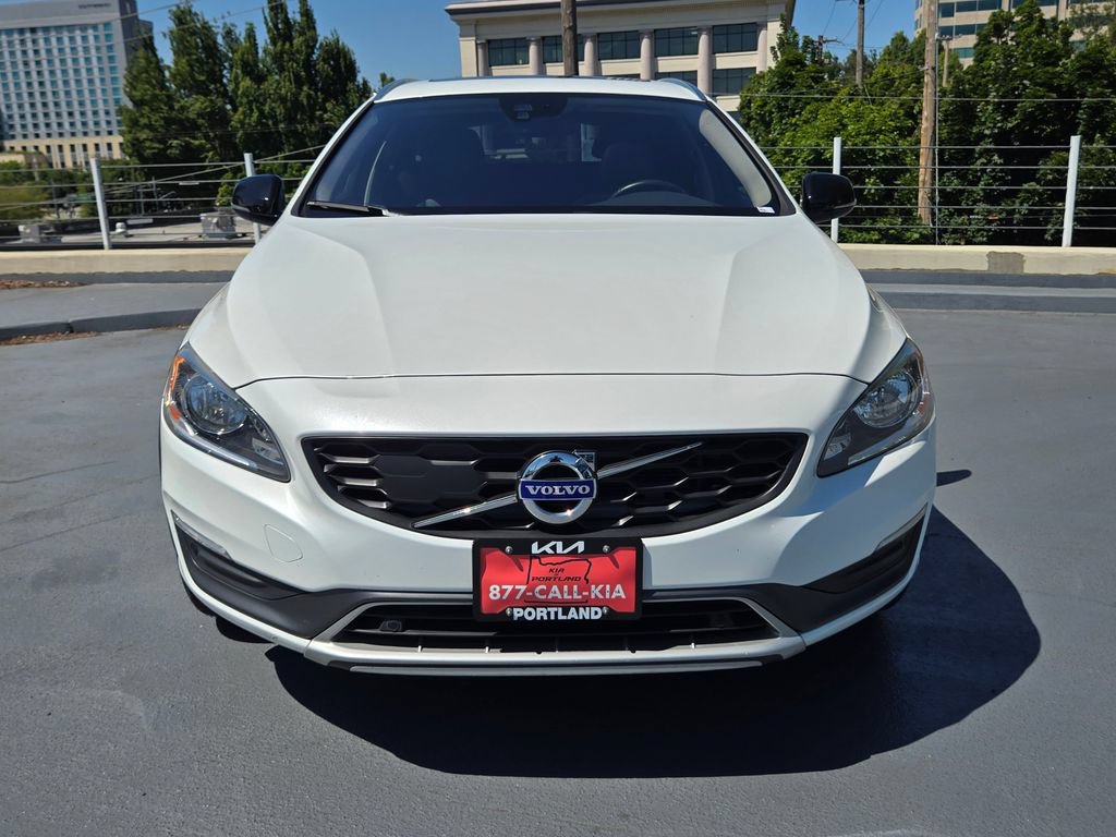 Used 2016 Volvo V60 T5 Cross Country w/ Convenience Package AWD/4WD image 8