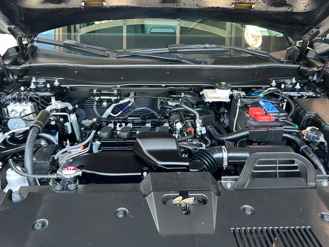 Used 2024 Honda CR-V LX image 11