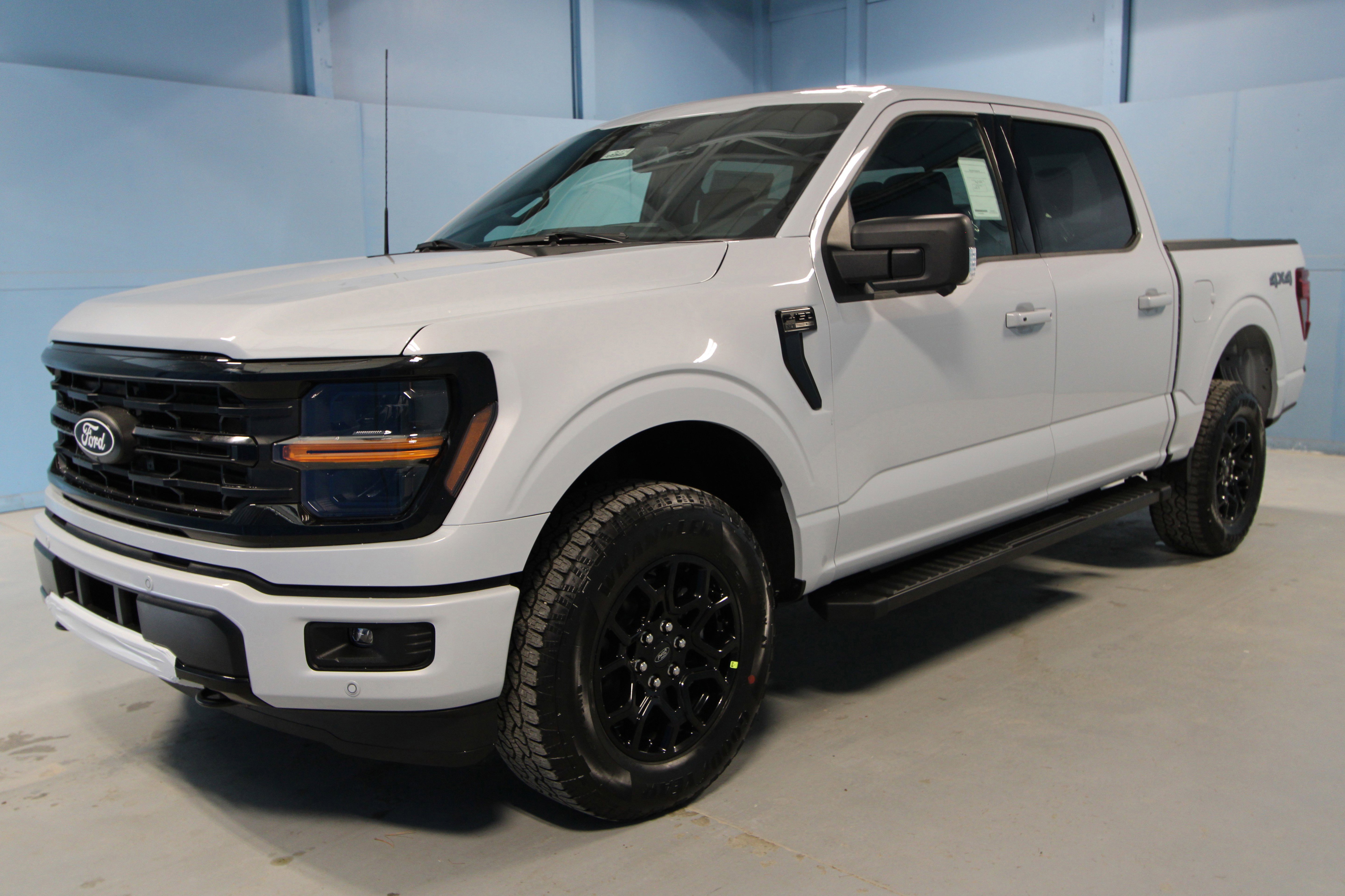 New 2025 Ford F150 XLT w/ Equipment Group 302A MID AWD/4WD image 28