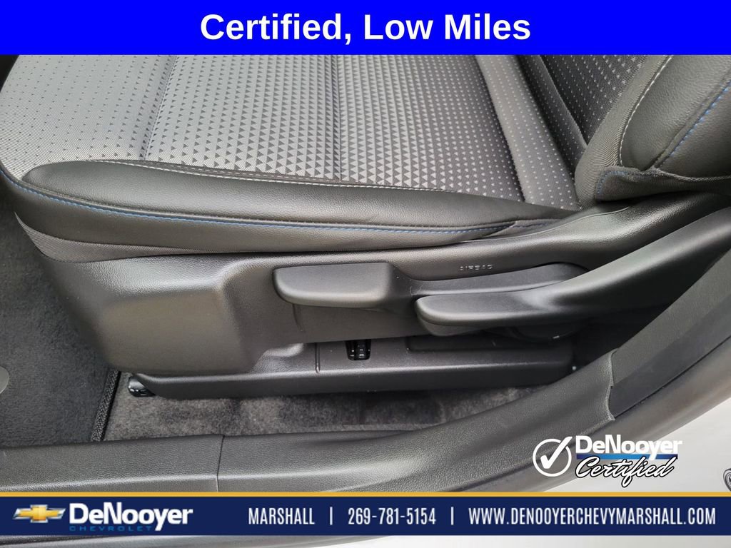 Used 2024 Chevrolet Trax LT w/ Driver Confidence Package image 9