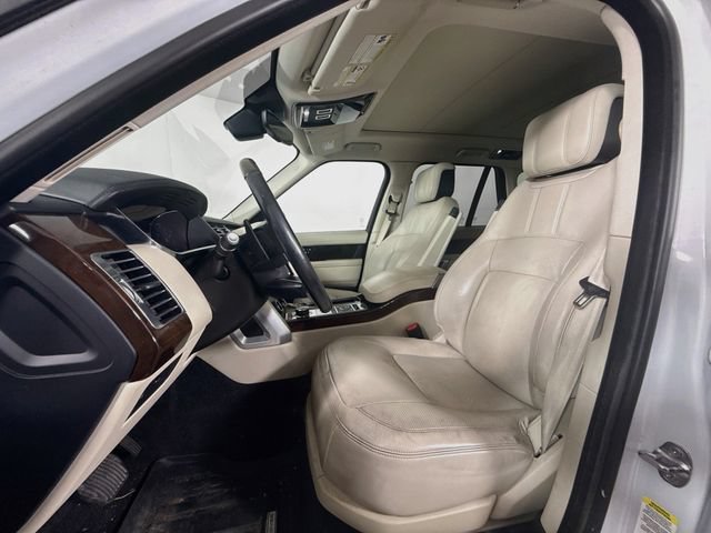 Used 2018 Land Rover Range Rover Supercharged AWD/4WD image 11