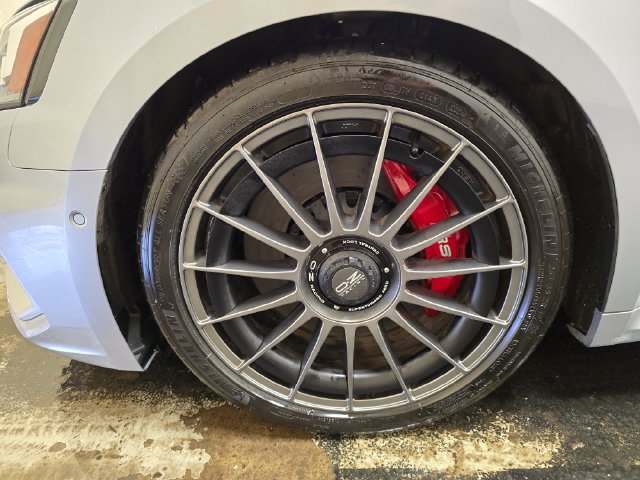 Used 2019 Audi RS 5 Sportback w/ RS Driver Assistance Package AWD/4WD image 12