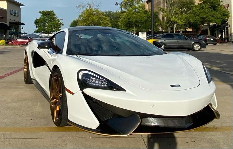 Used 2017 McLaren 570S Coupe RWD image 8