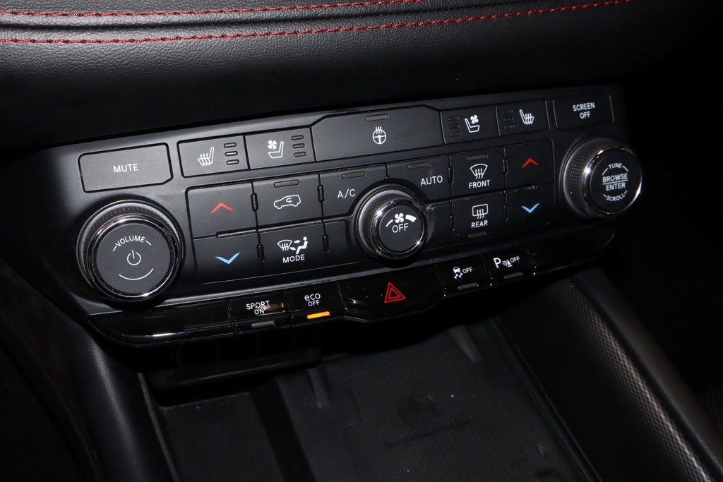 Used 2024 Dodge Durango R/T AWD/4WD image 4