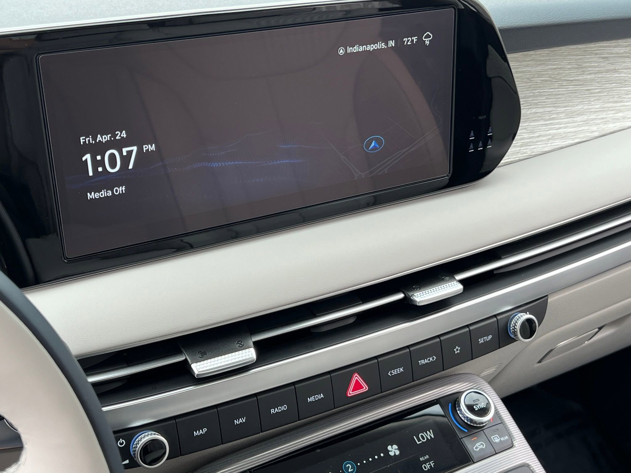 Used 2025 Hyundai Palisade Calligraphy AWD/4WD image 16