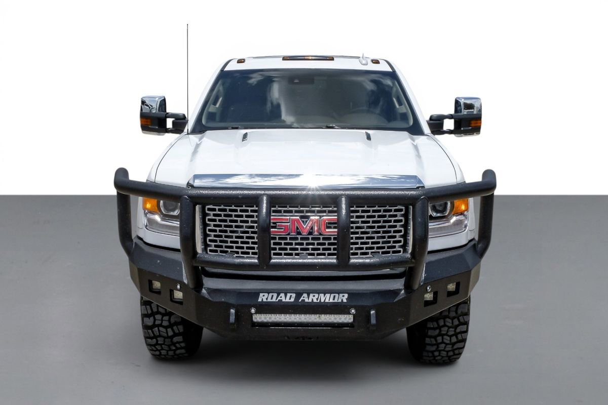 Used 2015 GMC Sierra 2500 Denali w/ Duramax Plus Package AWD/4WD image 47