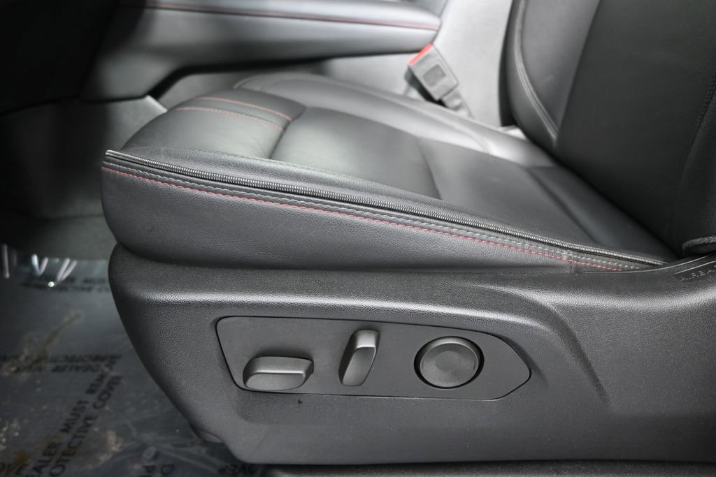 Used 2025 Chevrolet Tahoe RST w/ Comfort Package image 23