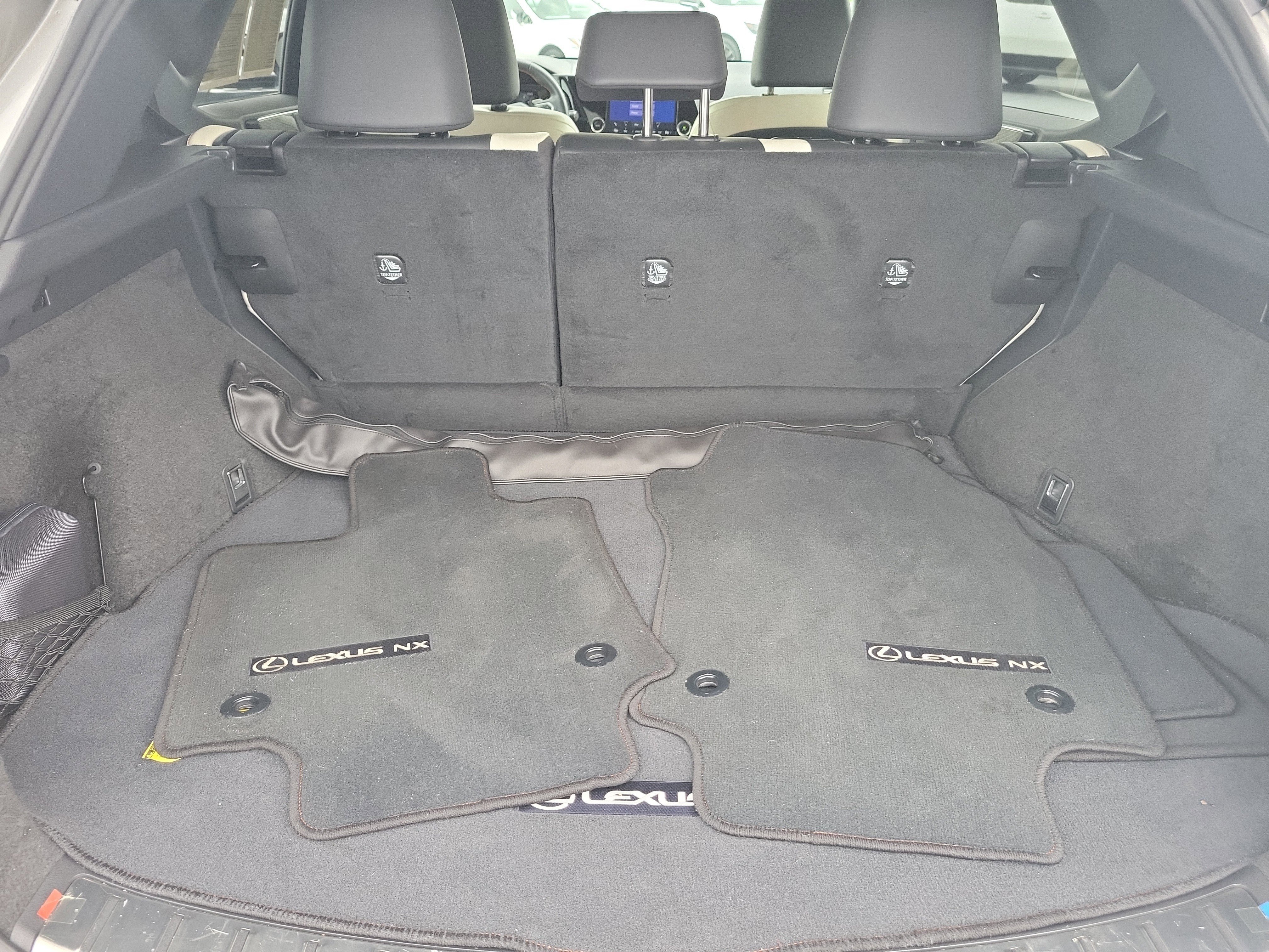 Used 2024 Lexus NX 250 FWD w/ Towing Package (2000 Lbs) image 9