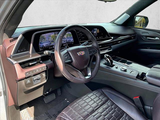 Certified 2024 Cadillac Escalade ESV Sport Platinum w/ LPO, ONYX Package AWD/4WD image 14