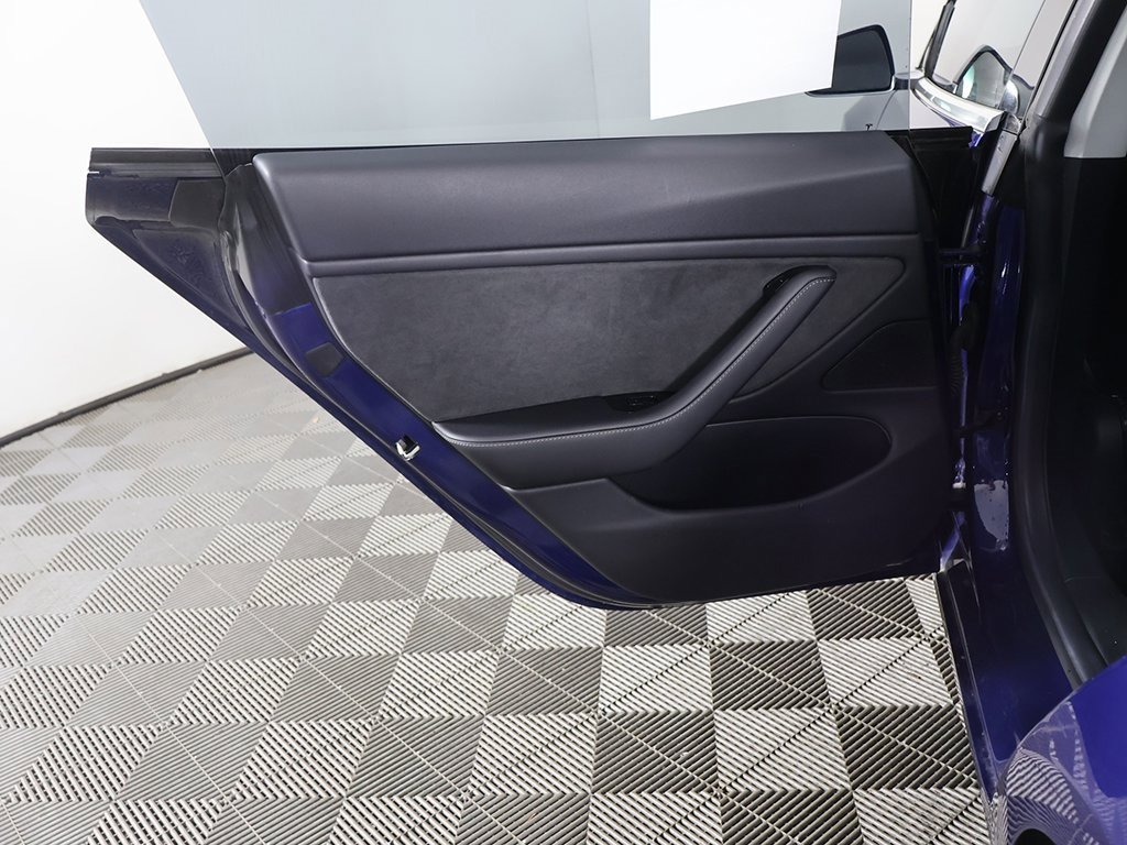 Used 2018 Tesla Model 3 Long Range image 24