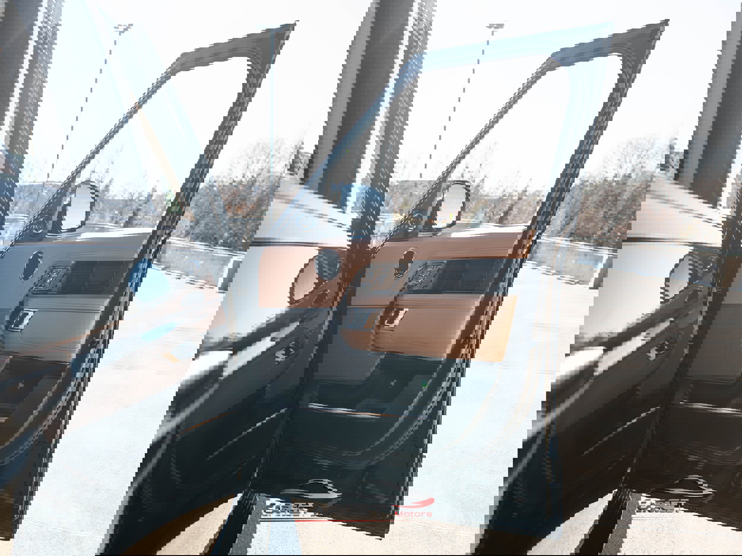 Used 2019 Land Rover Range Rover Autobiography image 44