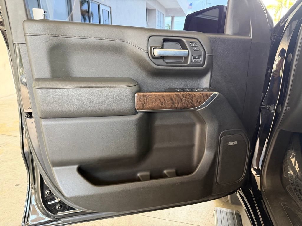 Used 2021 GMC Sierra 1500 Denali w/ Denali Ultimate Package AWD/4WD image 47