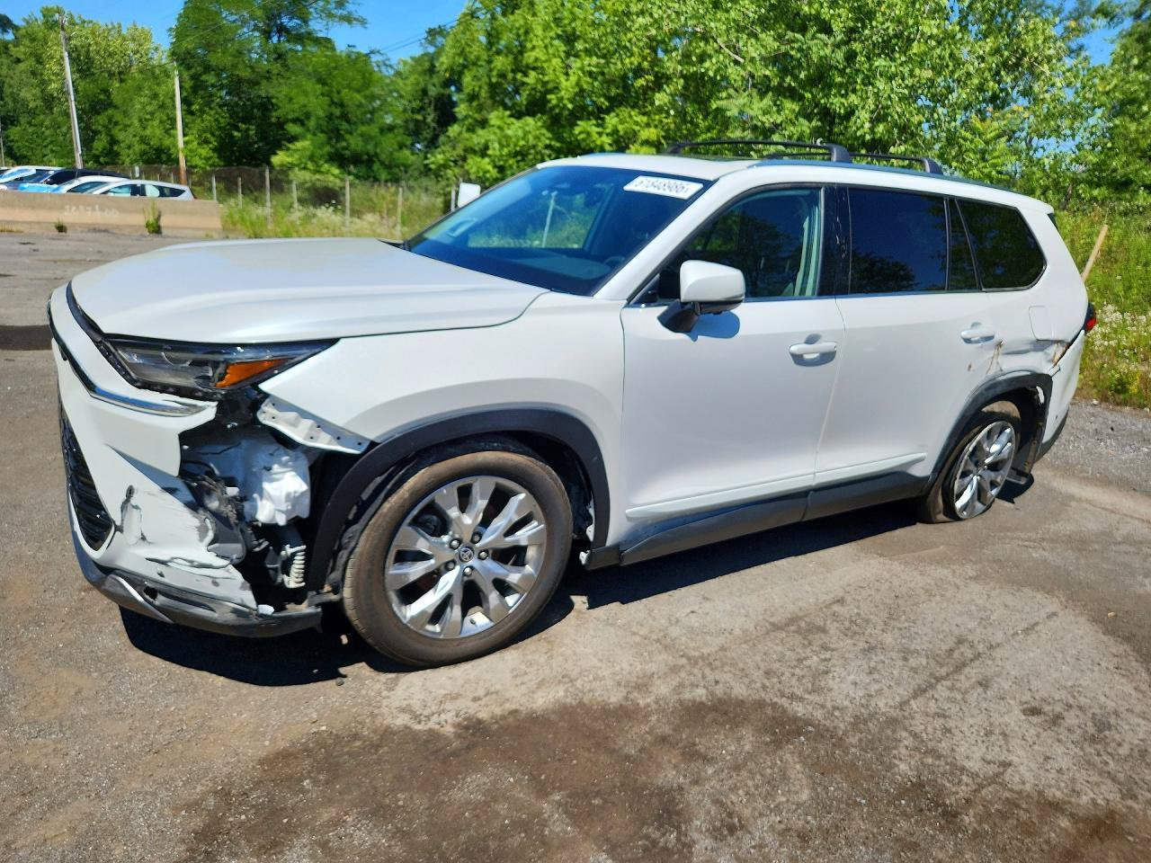 Used 2024 Toyota Grand Highlander AWD Hybrid image 3