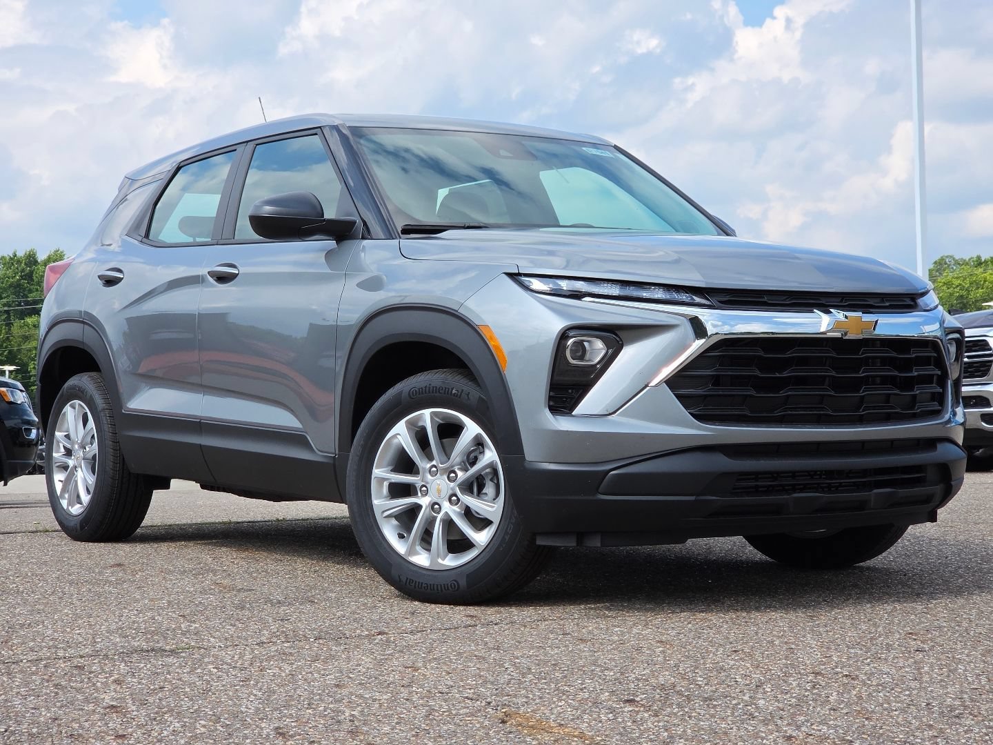 New 2026 Chevrolet TrailBlazer LS AWD/4WD image 2