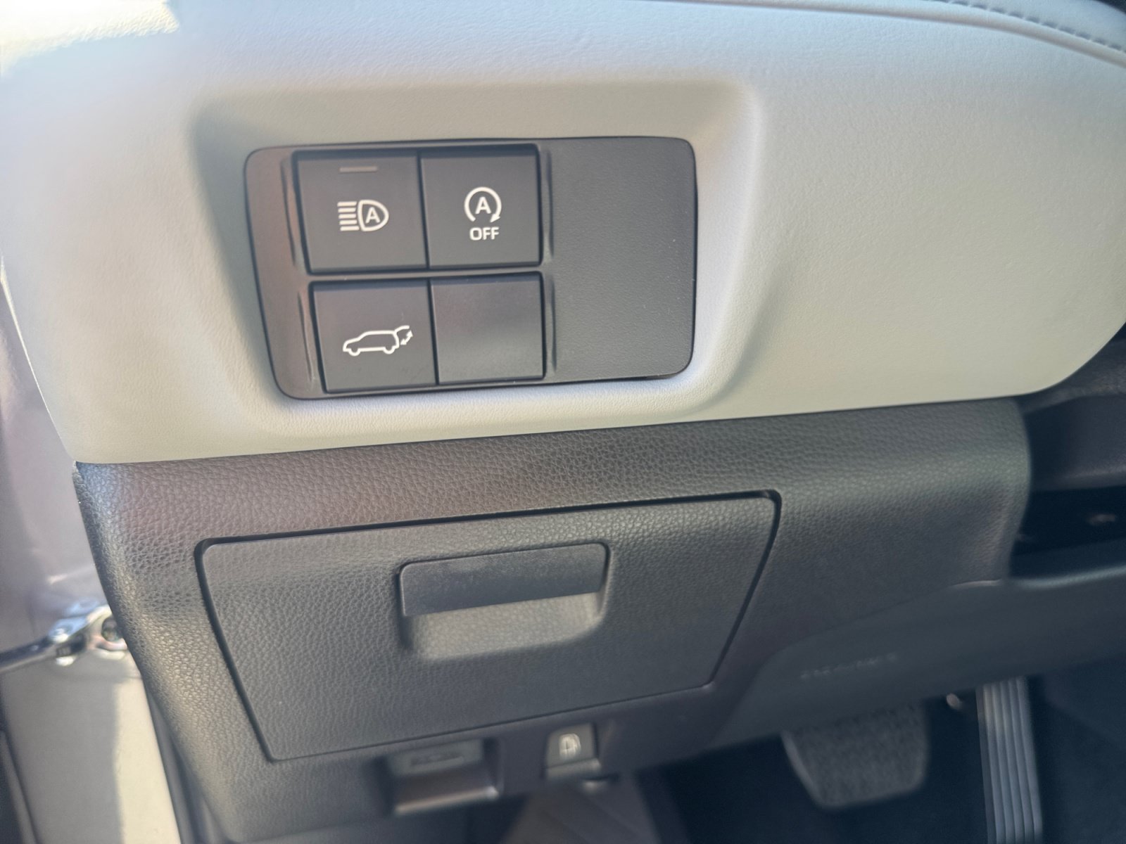 New 2026 Toyota Highlander XLE AWD/4WD image 18