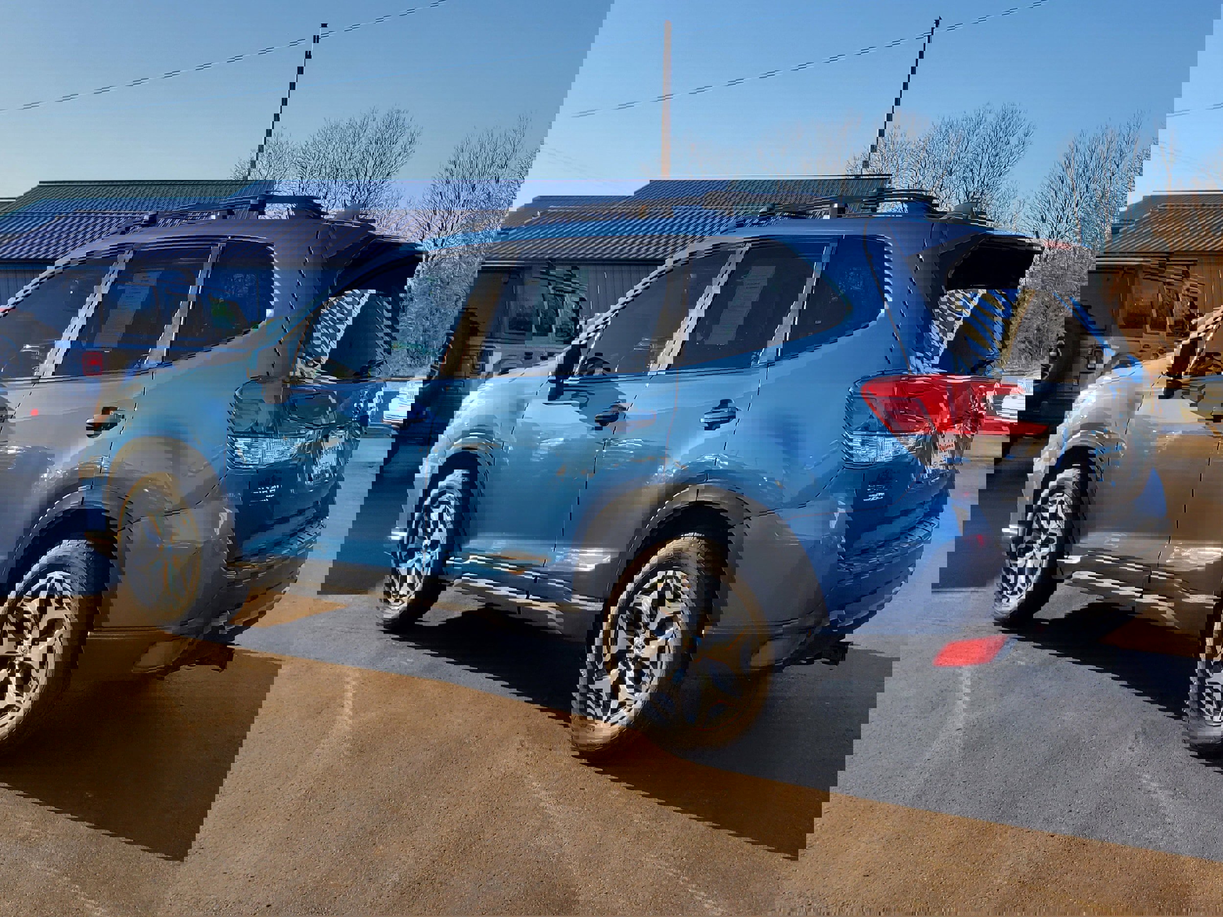 Used 2020 Subaru Forester Premium image 3