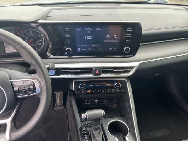 Used 2022 Kia K5 LXS FWD image 19