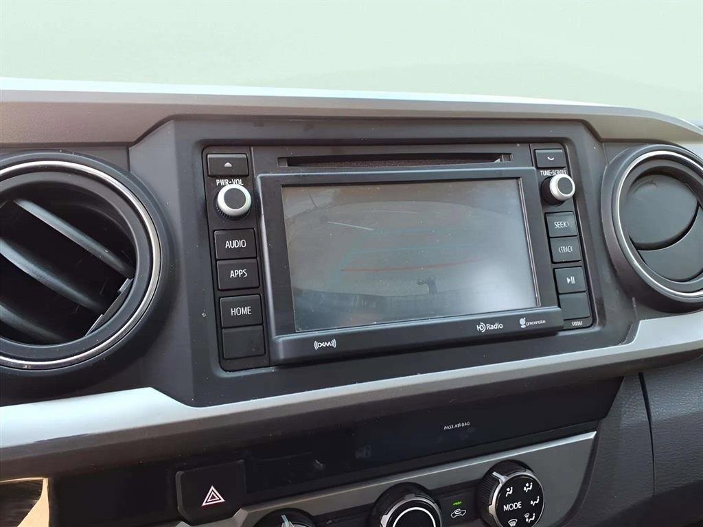 Used 2018 Toyota Tacoma SR5 image 18