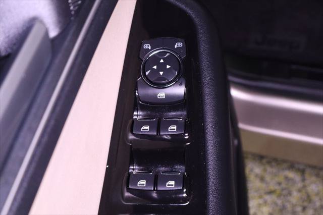 Used 2020 Ford Edge SEL w/ Convenience Package FWD image 35