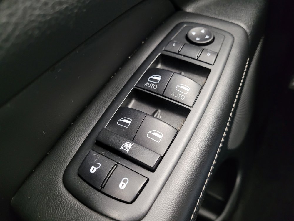 Used 2014 Jeep Grand Cherokee Limited AWD/4WD image 27
