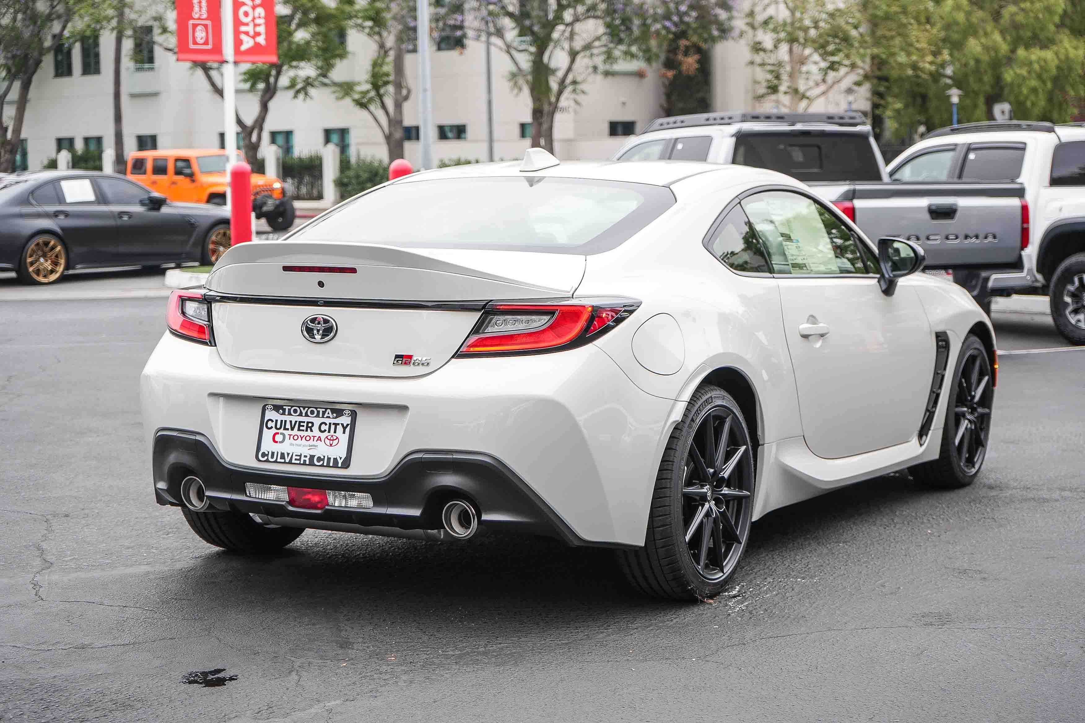 New 2026 Toyota GR86 Premium RWD image 7
