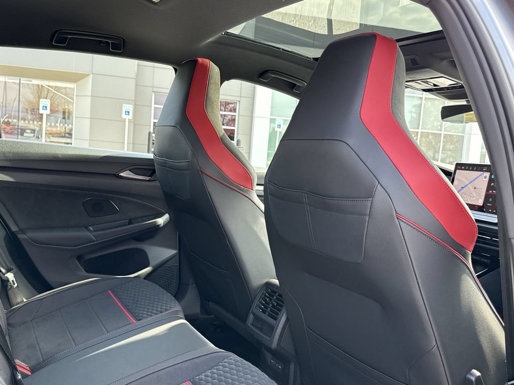 New 2026 Volkswagen GTI SE FWD image 16