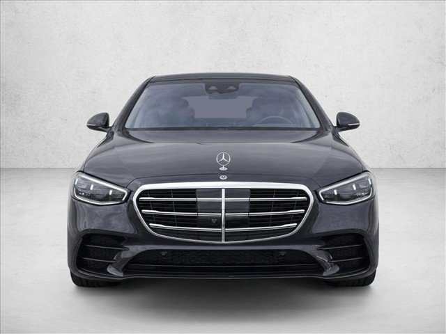 Used 2021 Mercedes-Benz S 580 4MATIC Sedan image 2
