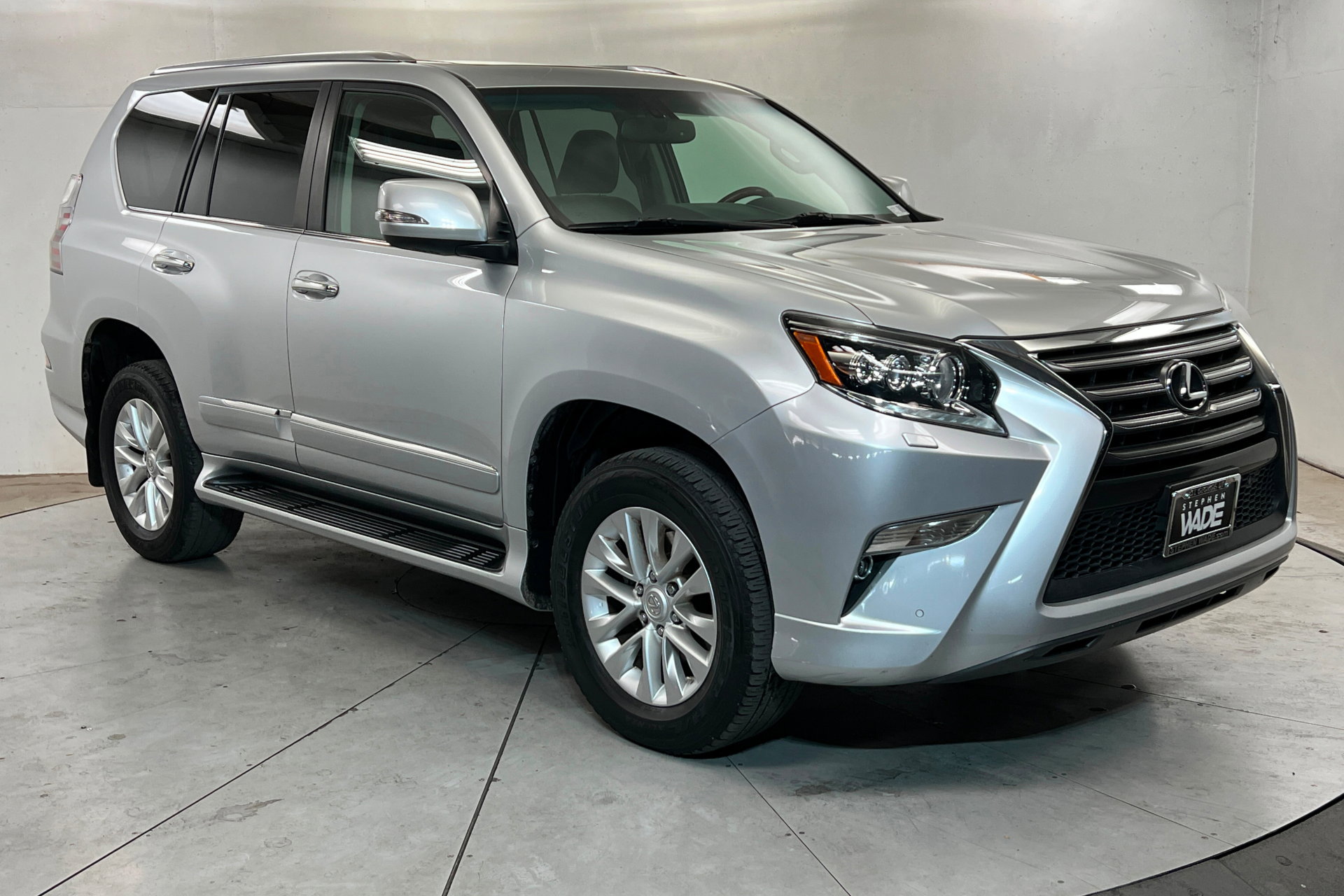 Used 2018 Lexus GX 460 Premium w/ Premium Package image 8