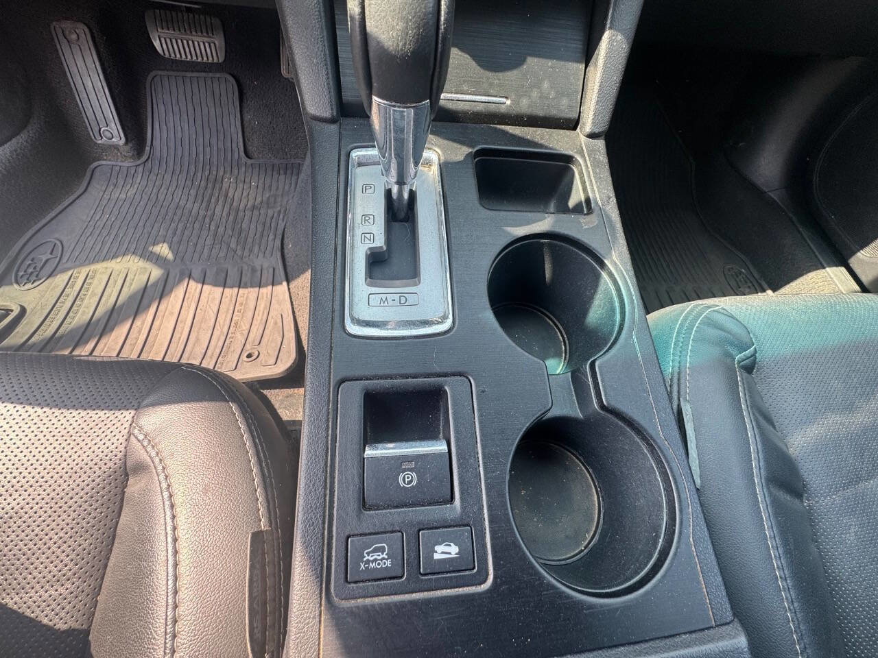 Used 2015 Subaru Outback 3.6R Limited image 13