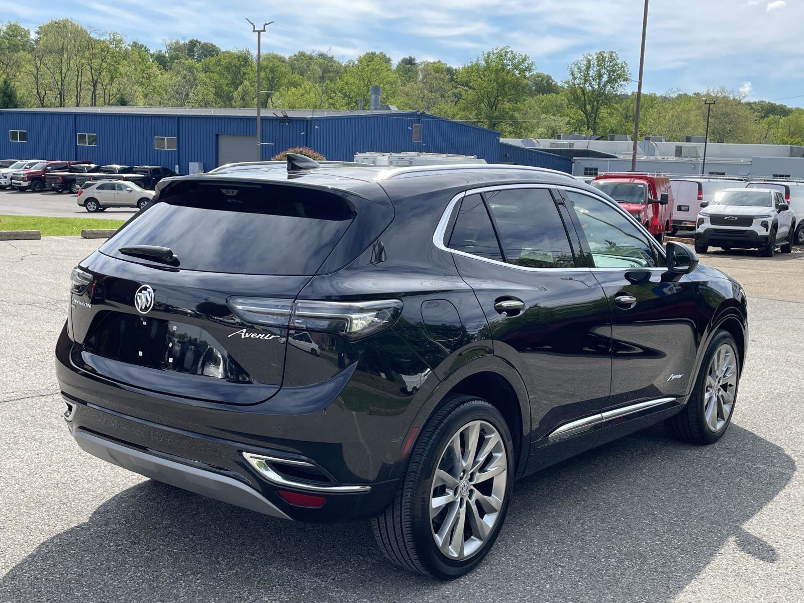 Certified 2023 Buick Envision Avenir AWD/4WD image 3