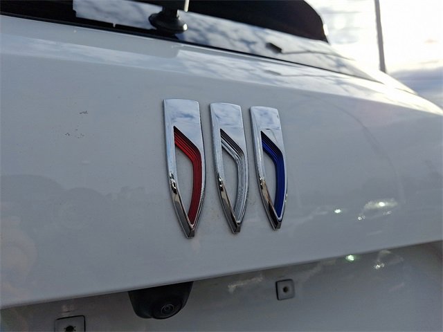 Certified 2025 Buick Envision Sport Touring image 30