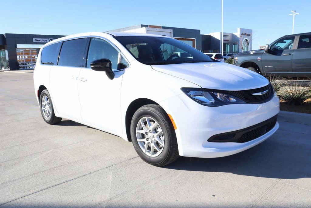 New 2026 Chrysler Voyager LX