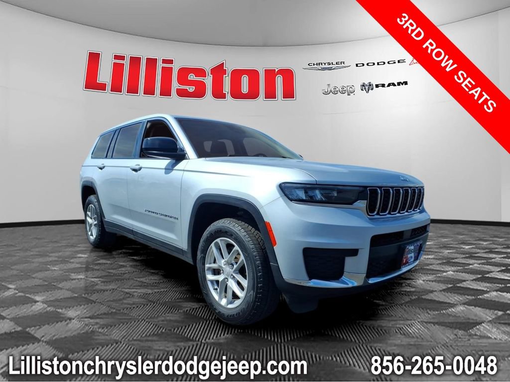 Used 2023 Jeep Grand Cherokee L Laredo image 1