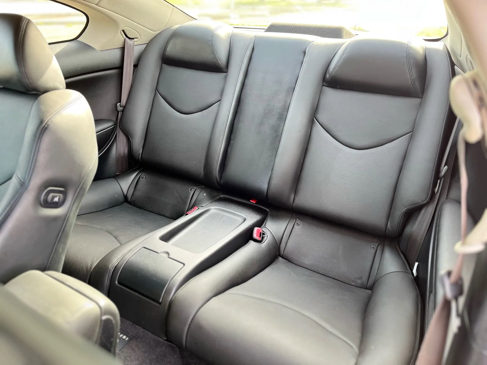 Used 2013 INFINITI G37 Journey w/ Premium Pkg image 11