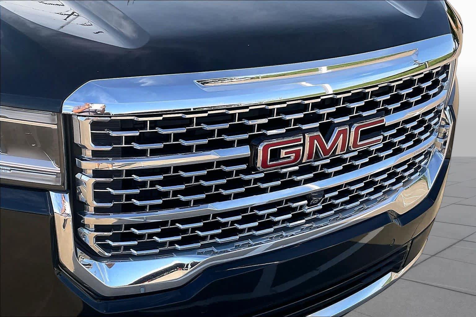 Certified 2023 GMC Acadia Denali w/ Denali Technology Package FWD image 27