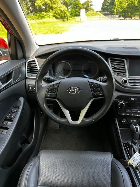 Used 2016 Hyundai Tucson Limited w/ Option Group 03 AWD/4WD image 26