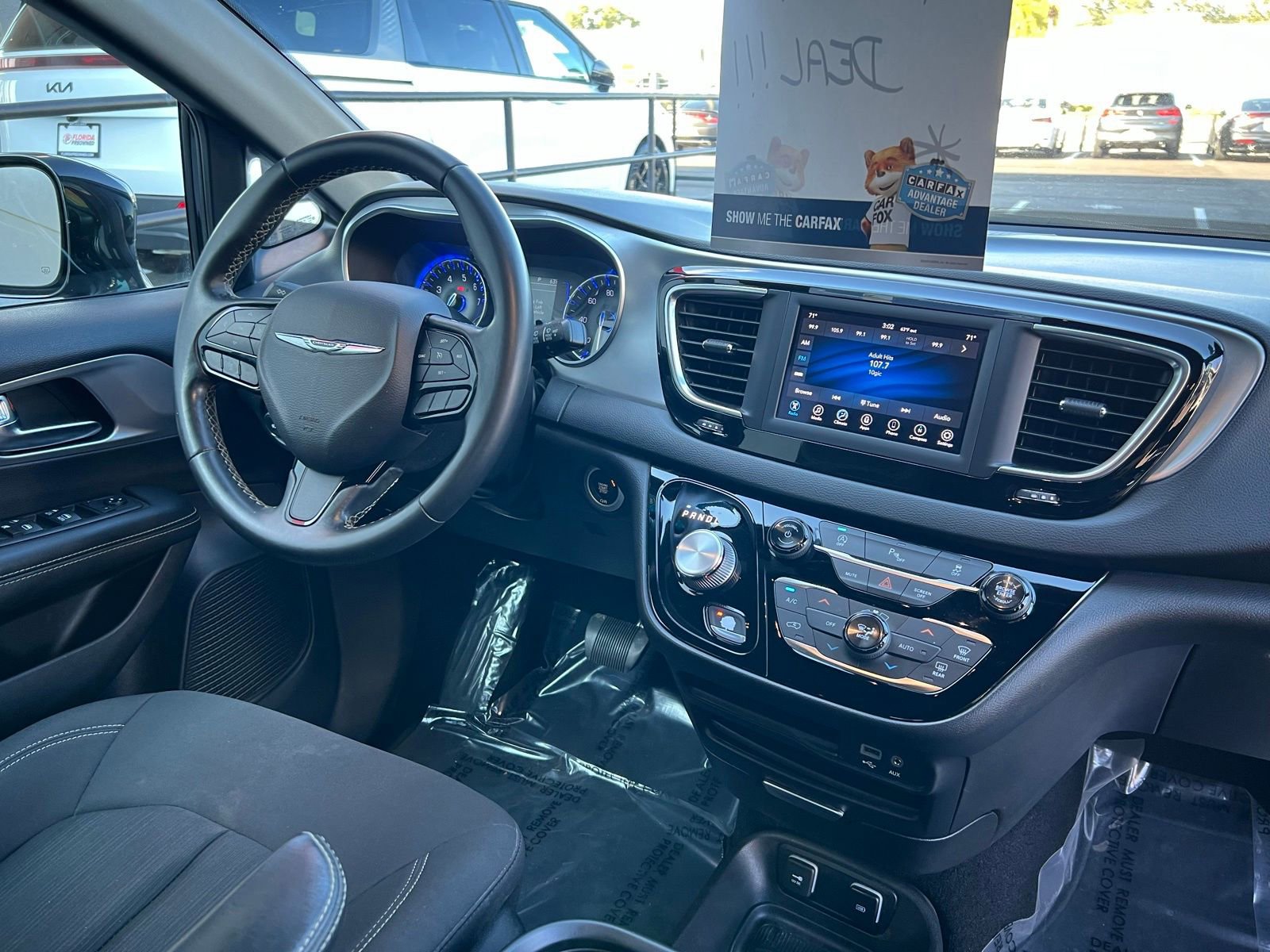 Used 2019 Chrysler Pacifica Touring Plus w/ S Appearance Package image 57