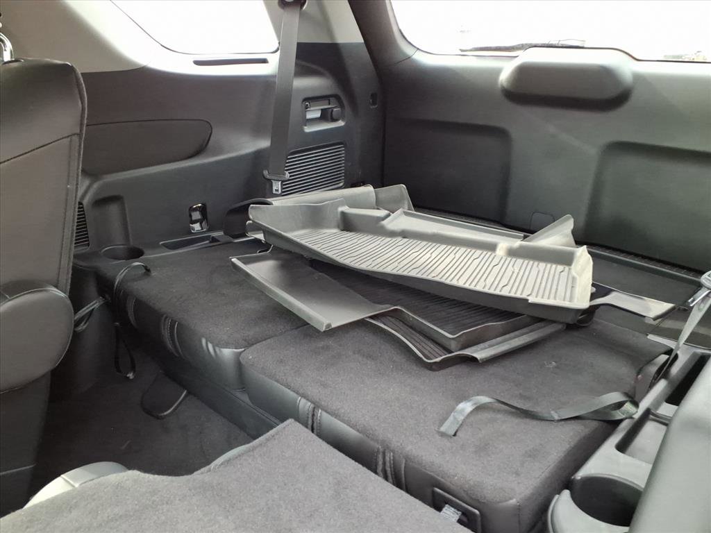 Used 2022 Ford Explorer XLT w/ Equipment Group 202A image 28