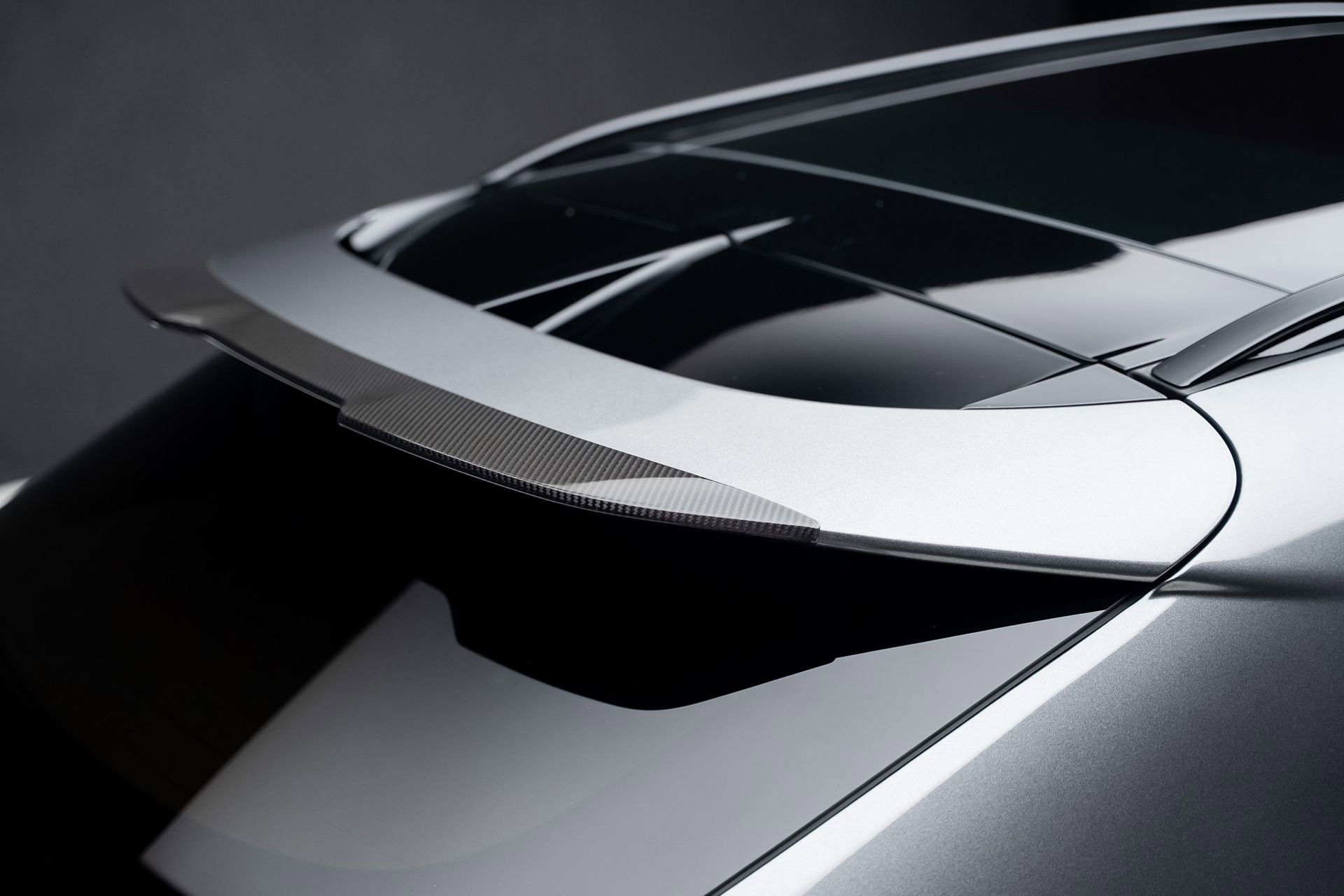 Used 2023 Aston Martin DBX 707 image 32