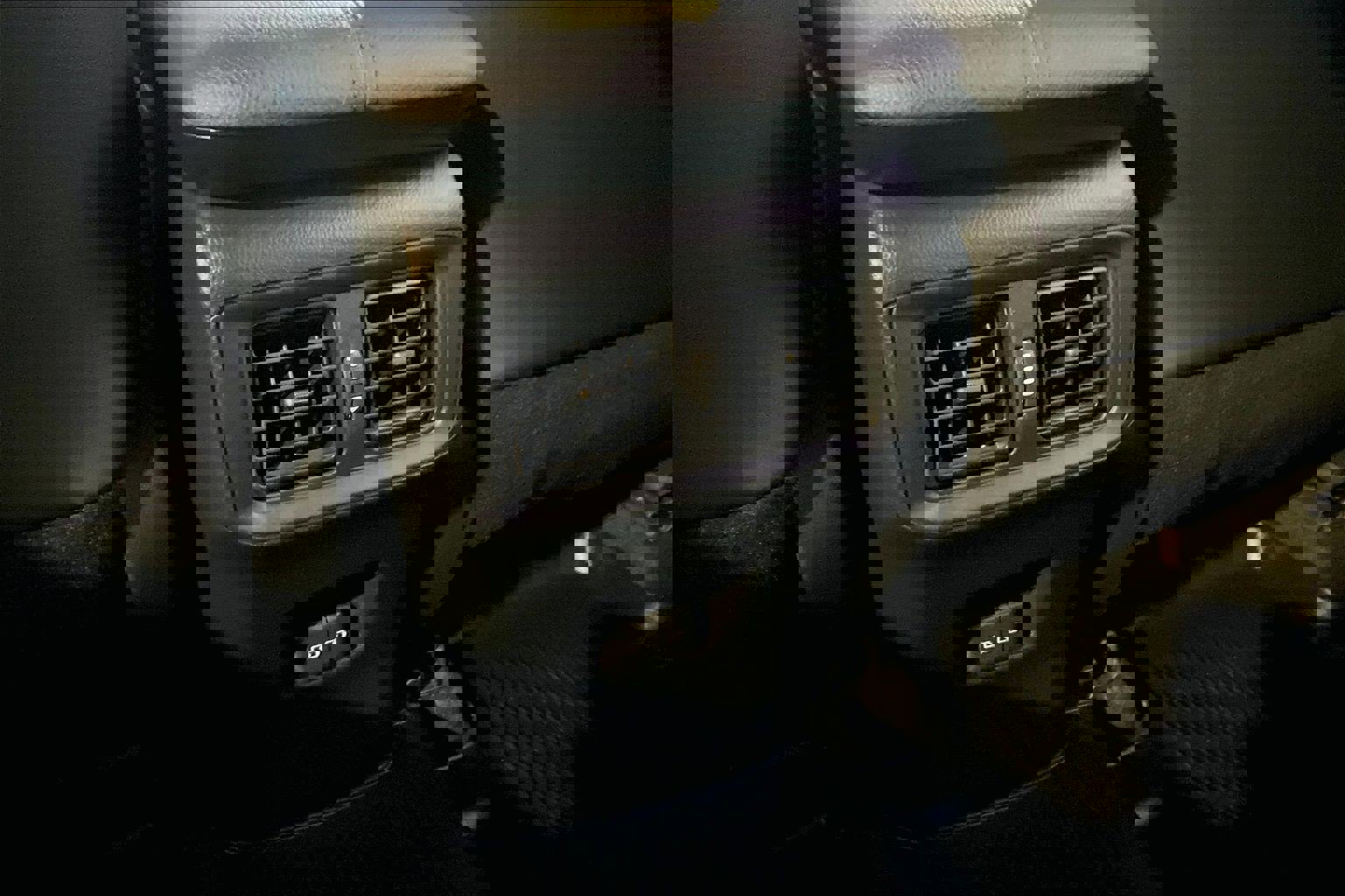 Used 2024 Toyota RAV4 XSE image 33