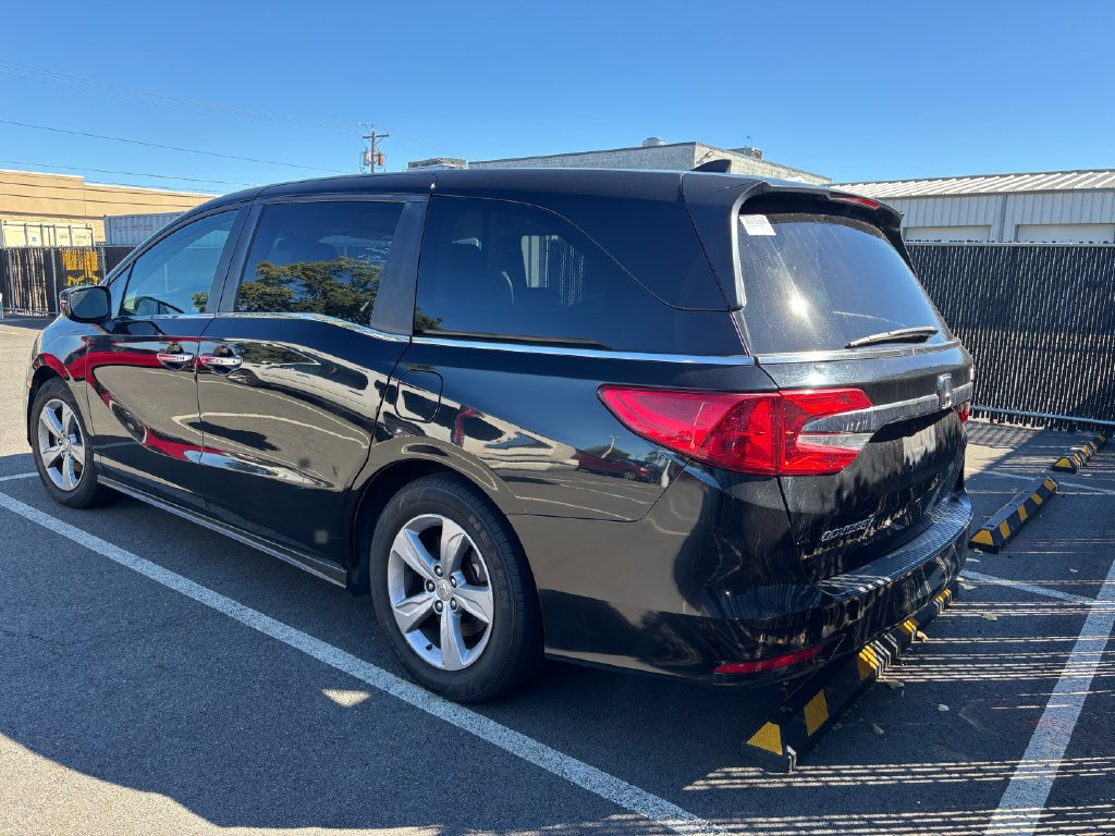 Used 2018 Honda Odyssey EX image 5
