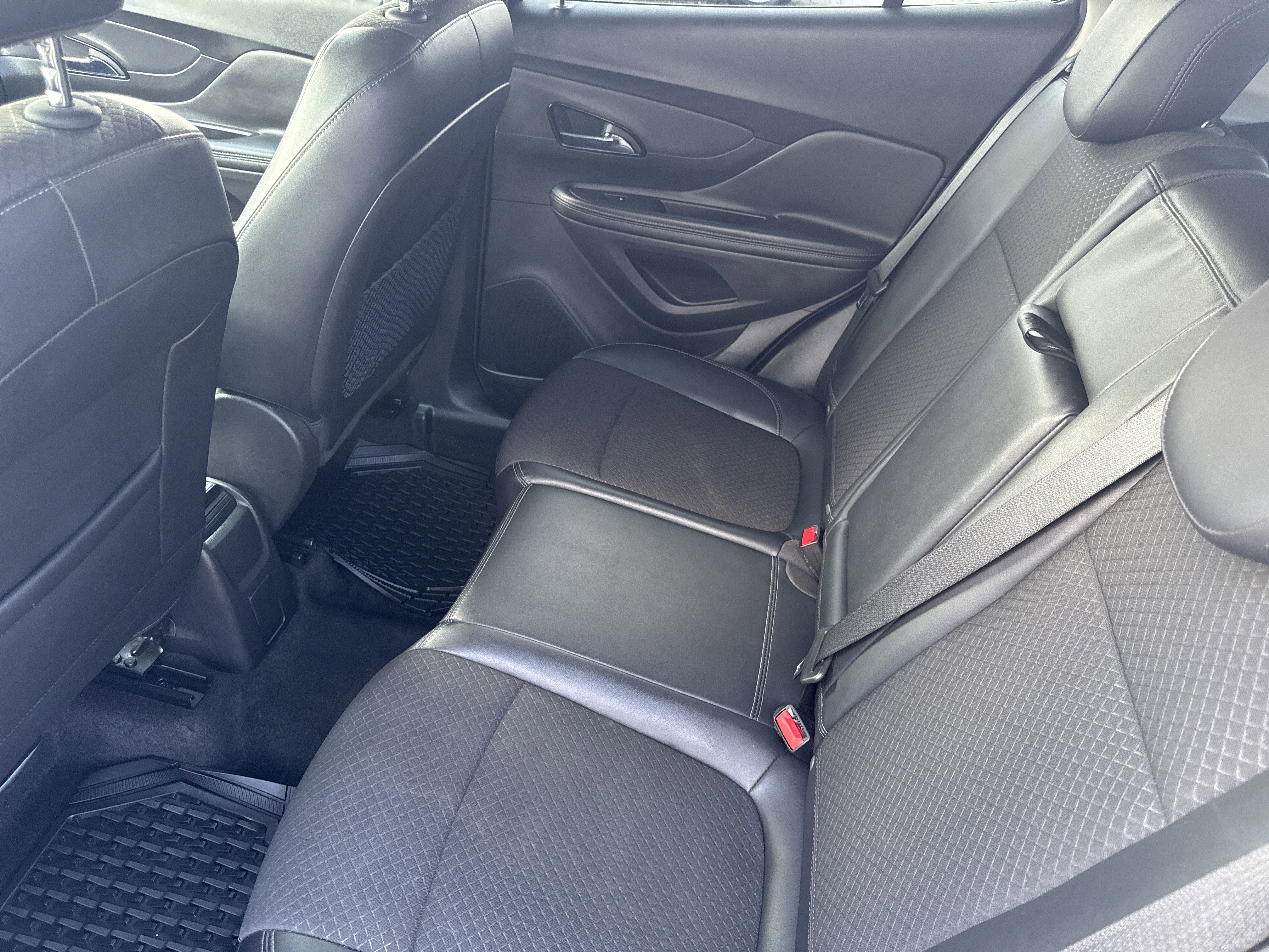 Used 2019 Buick Encore Preferred image 22