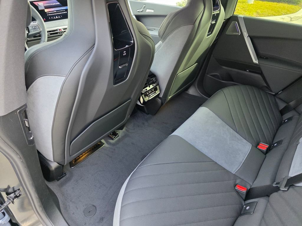 New 2026 BMW iX xDrive60 w/ M Sport Package image 12