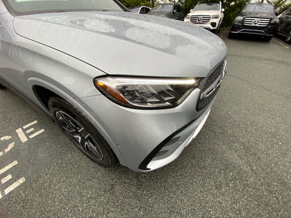 New 2026 Mercedes-Benz GLC 300 4MATIC Coupe image 24