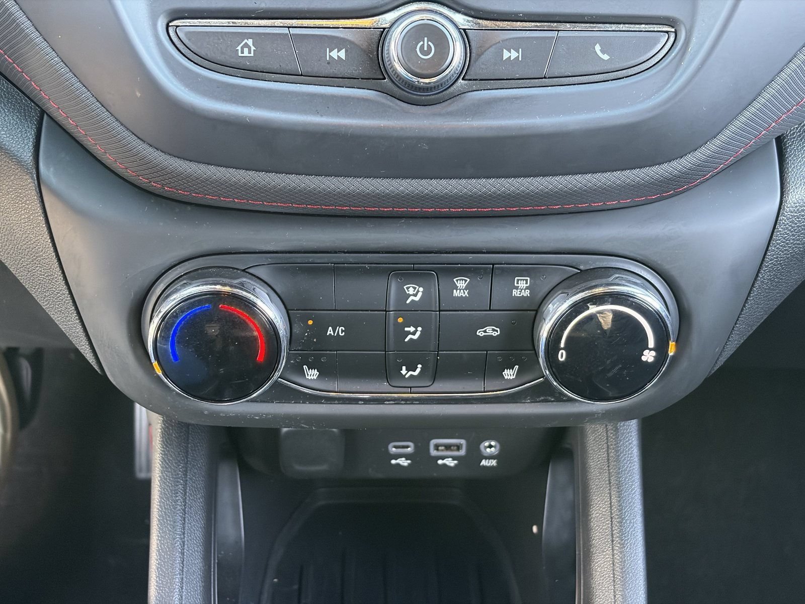 Certified 2022 Chevrolet TrailBlazer RS FWD image 29